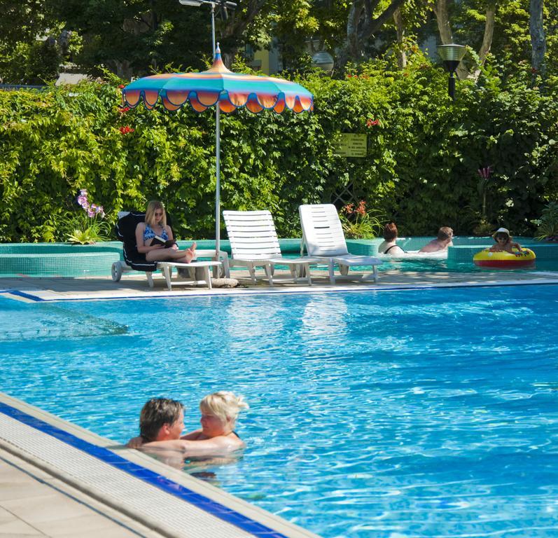 Hotel Ariston بيبيوني المظهر الخارجي الصورة